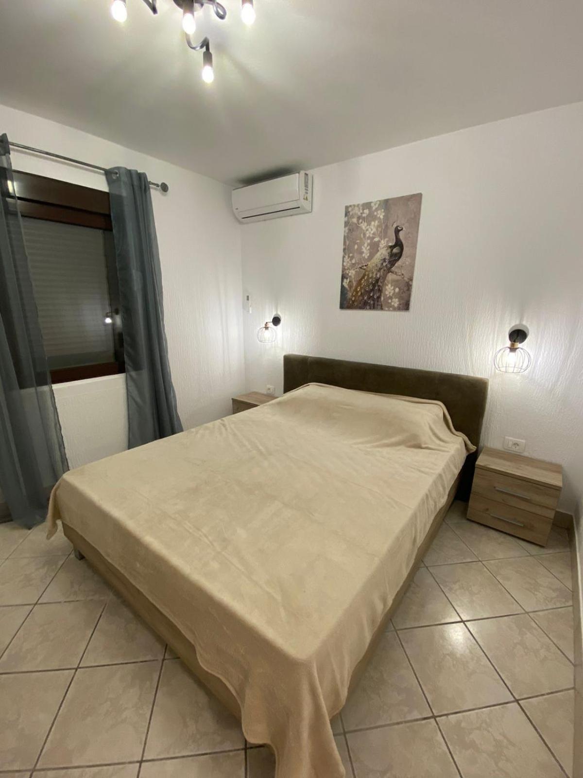Apartmani Lime Petrovac Ngoại thất bức ảnh