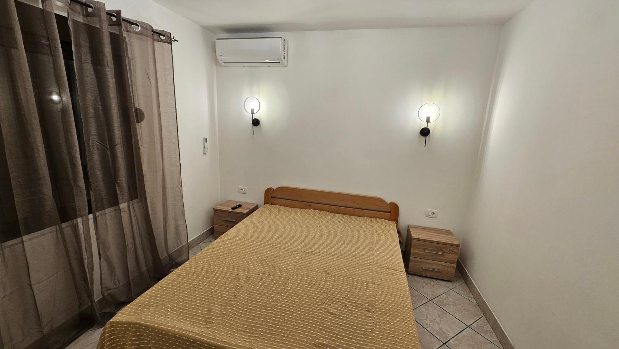 Apartmani Lime Petrovac Ngoại thất bức ảnh