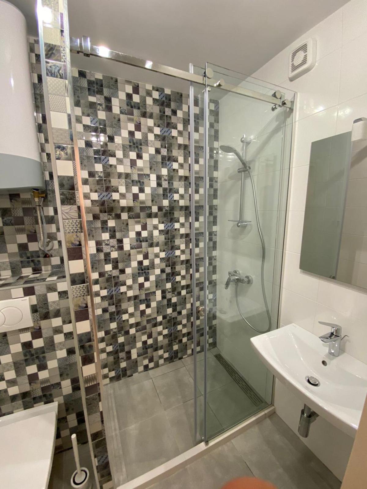 Apartmani Lime Petrovac Ngoại thất bức ảnh