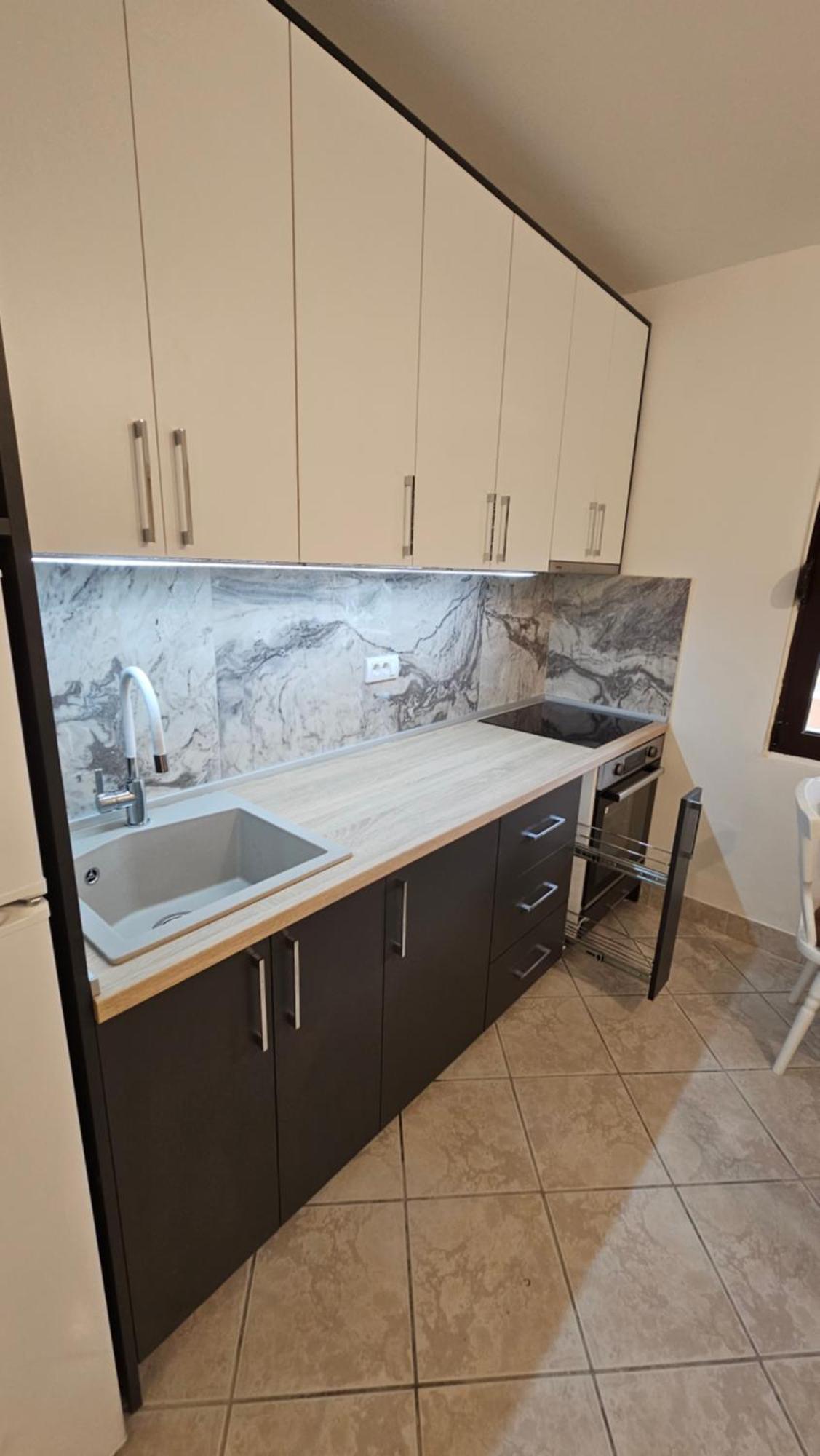 Apartmani Lime Petrovac Ngoại thất bức ảnh