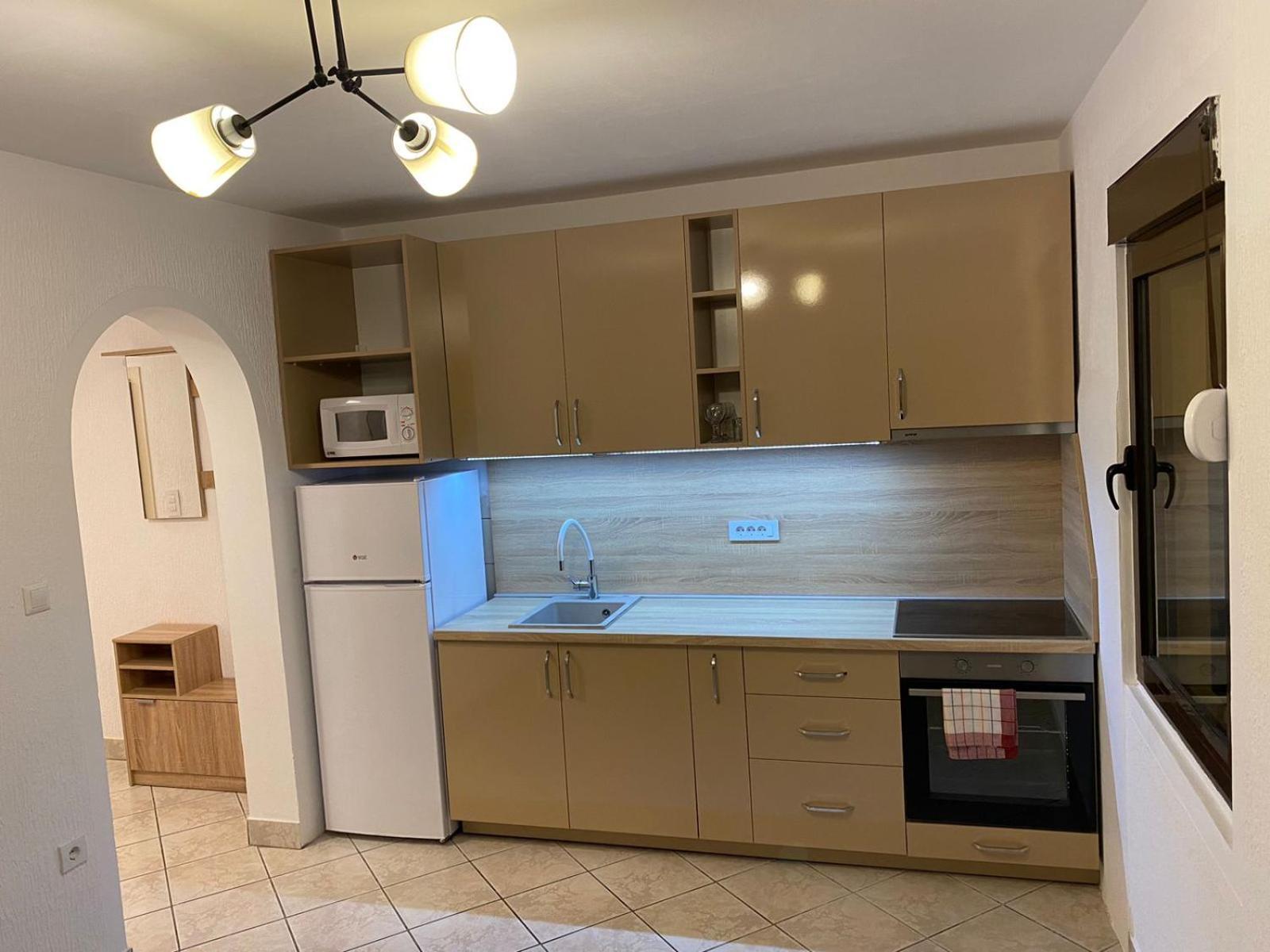Apartmani Lime Petrovac Ngoại thất bức ảnh