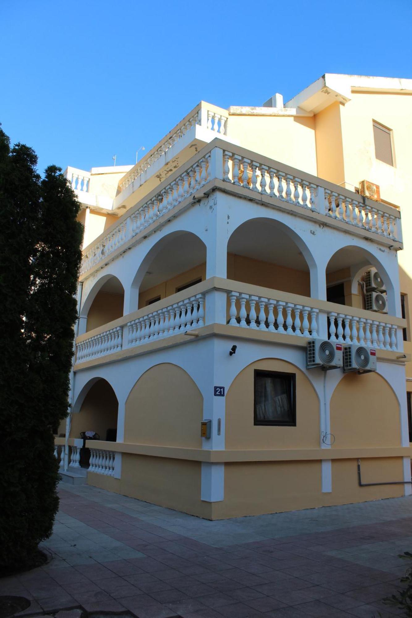 Apartmani Lime Petrovac Ngoại thất bức ảnh